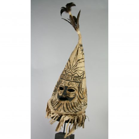 Pare 'eva (mask), Cook Islands, maker unknown. Purchased 1907. CC BY-NC-ND 4.0. Te Papa (FE002321/2)