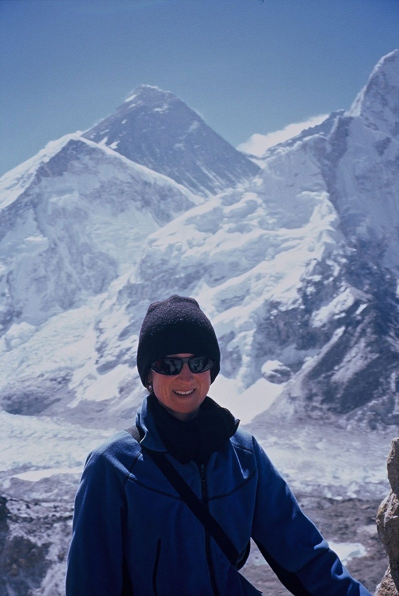 Woman in front of Everest